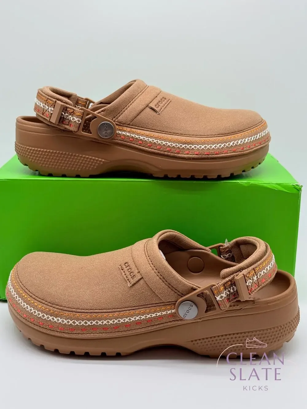 Crocs Classic Crafted Vegan Suede Stitch Clog Sepia M6 W8 NIB/NWT